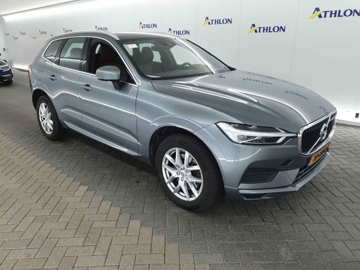 YV1UZA8VDK1267505  volvo xc60 2018 IMG 2