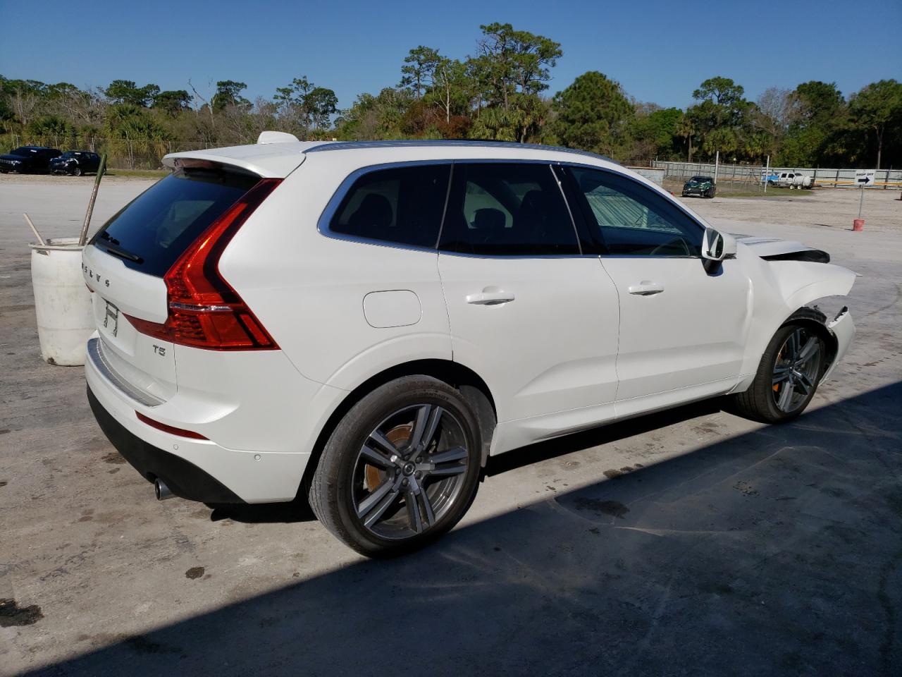 LYV102DK2KB373090  volvo xc60 2019 IMG 2