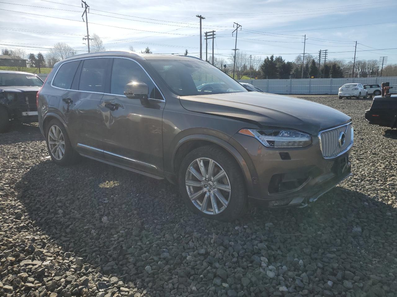 YV4A22PL6H1163281  volvo xc90 2017 IMG 3