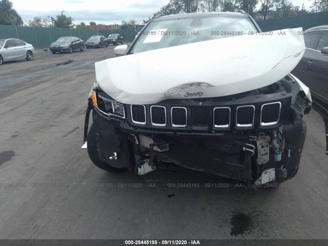 3C4NJDCB7JT282097  jeep compass 2018 IMG 5