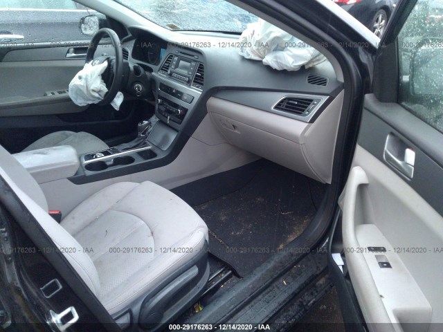 5NPE24AF7FH045524  hyundai sonata 2015 IMG 4