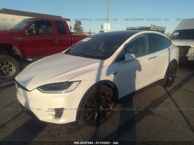 5YJXCBE23JF129610 AI 1118 KA - Tesla Model X 2018 IMG - 2 