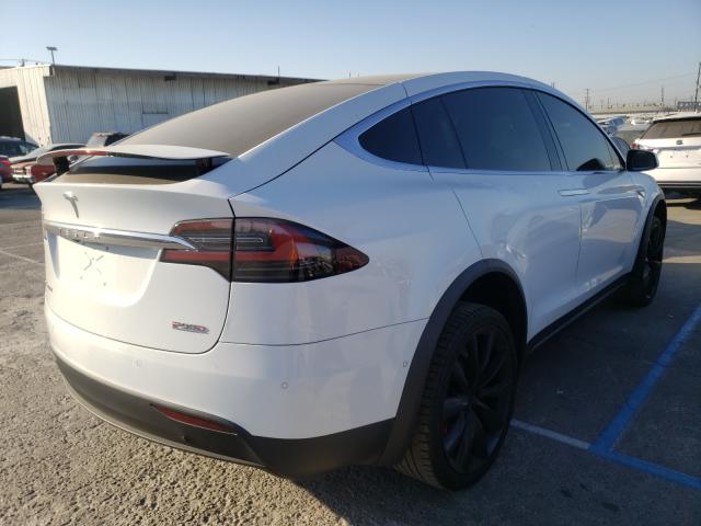 5YJXCAE4XGF001398 AA 8444 MO - Tesla Model X 2016 IMG - 4 