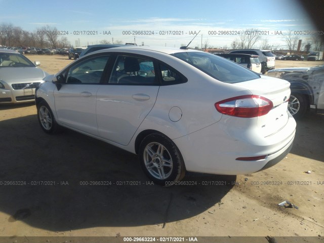 3FADP4BJ1KM129011  ford fiesta 2019 IMG 2