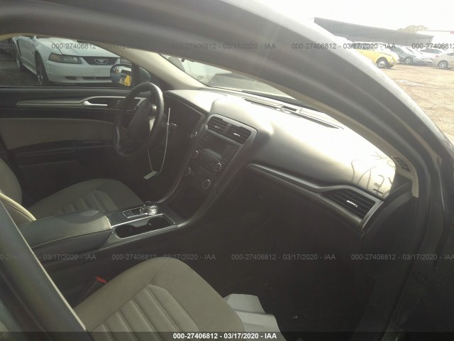 3FA6P0G70HR322468  ford fusion 2017 IMG 4