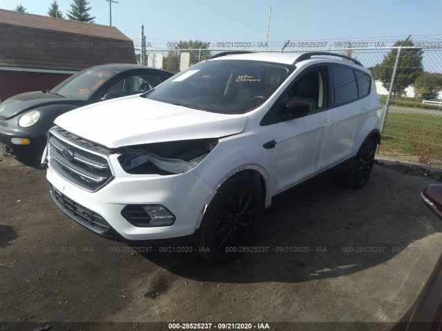 1FMCU0GD0JUD03022  ford escape 2018 IMG 1