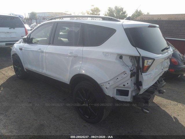 1FMCU0GD0JUD03022  ford escape 2018 IMG 2