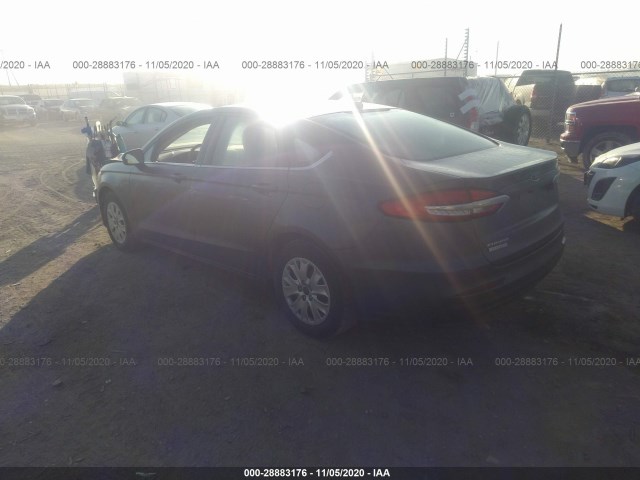 3FA6P0G72KR283860  ford fusion 2019 IMG 2