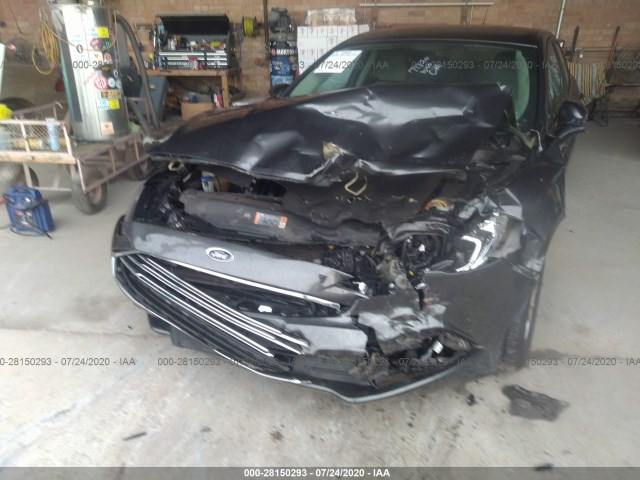 3FA6P0G70HR189050  ford fusion 2017 IMG 5