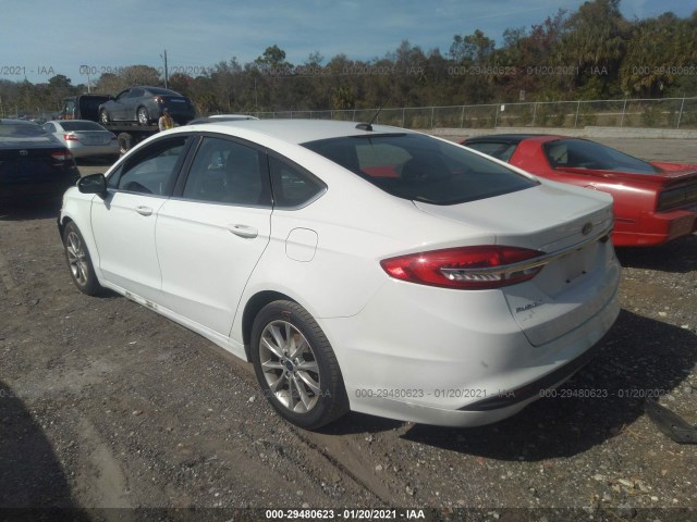 3FA6P0H71HR196149  ford fusion 2017 IMG 2