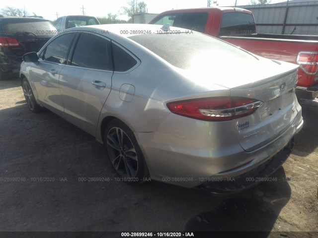 3FA6P0D93KR207845 AM 2124 HM - Ford Fusion 2019 IMG - 3 