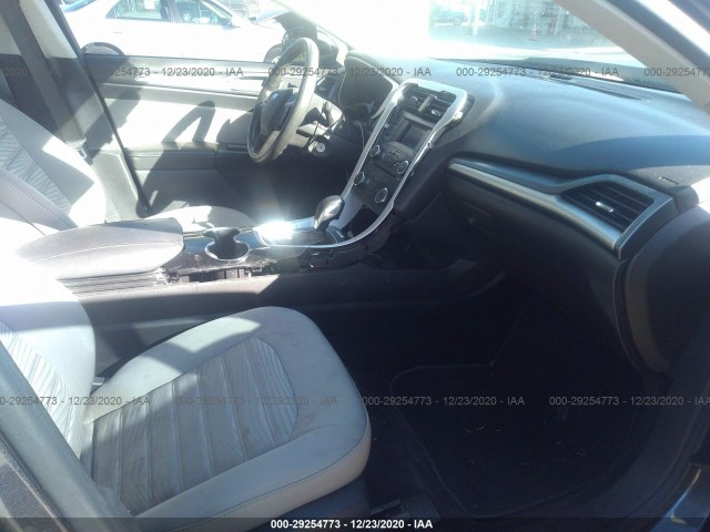 3FA6P0G70GR163367  ford fusion 2016 IMG 4