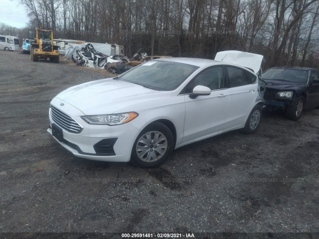 3FA6P0G70KR229876  ford fusion 2019 IMG 1