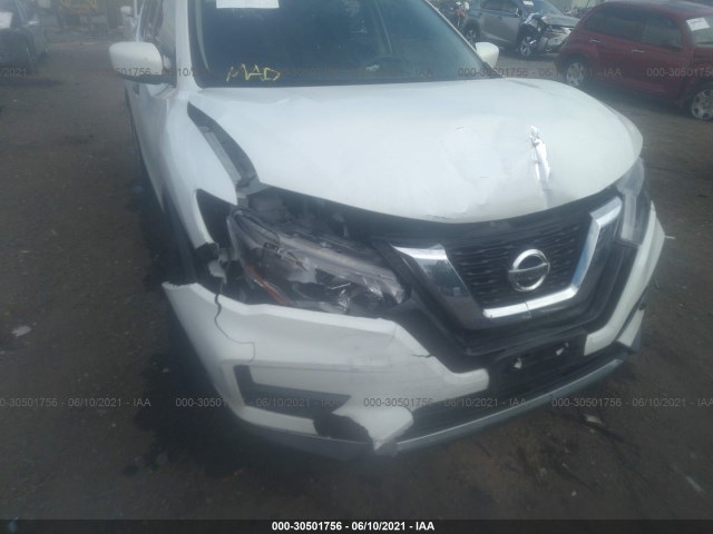 KNMAT2MV5HP547555  nissan rogue 2017 IMG 5