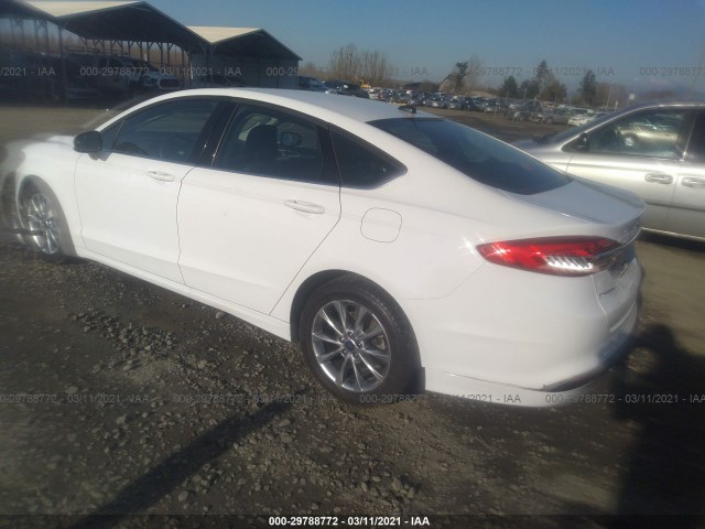 3FA6P0H73HR358993  ford fusion 2017 IMG 2