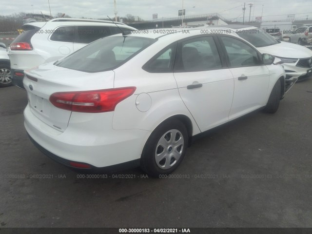 1FADP3E27GL384544  ford focus 2016 IMG 3