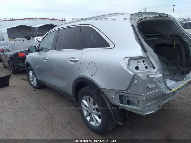 5XYPGDA3XHG200271  kia sorento 2017 IMG 2