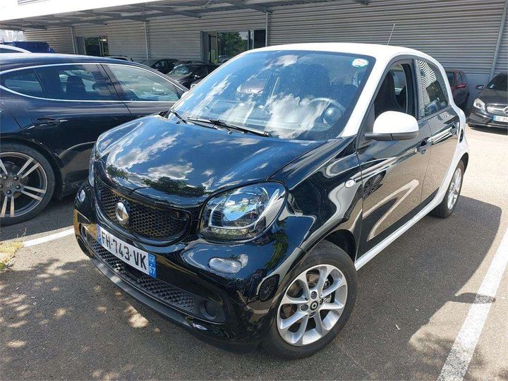 WME4530911Y241250  smart forfour 2019 IMG 2