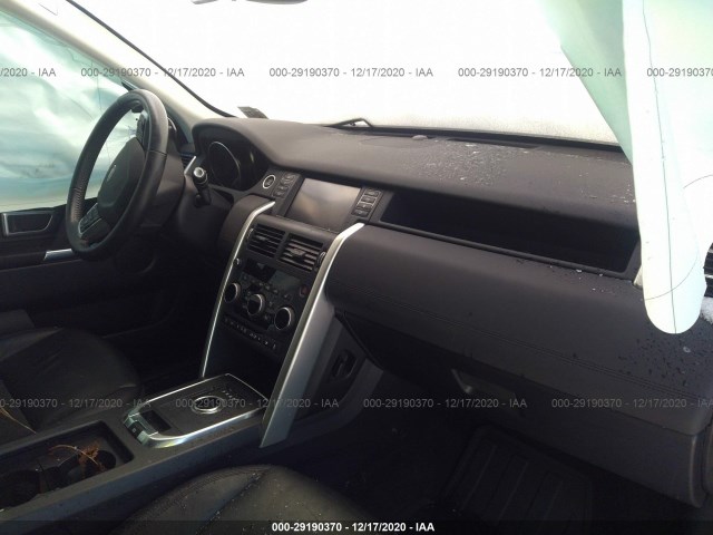 SALCP2RX7JH748115 BC 9512 OA - Land Rover Discovery 2017 IMG - 5 