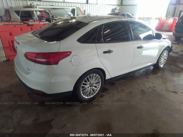 1FADP3E21HL301904  ford focus 2017 IMG 3