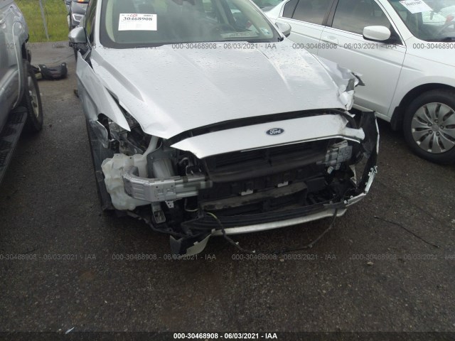 3FA6P0H78KR271517  ford fusion 2019 IMG 5