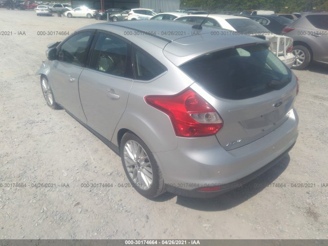 1FAHP3M25CL469217  ford focus 2012 IMG 2