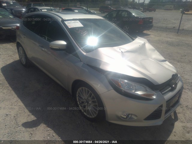 1FAHP3M25CL469217  ford focus 2012 IMG 0