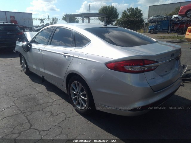 3FA6P0H73HR414883  ford fusion 2017 IMG 2