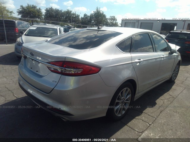 3FA6P0H73HR414883  ford fusion 2017 IMG 3