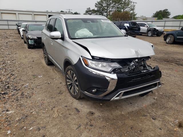 JA4AD3A39LZ028828  mitsubishi outlander 2020 IMG 0